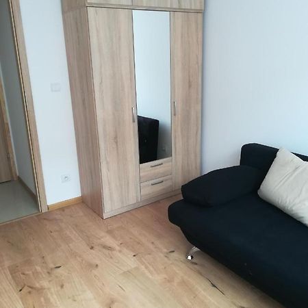 Apartament Wloska 4 Daire Krasków Dış mekan fotoğraf